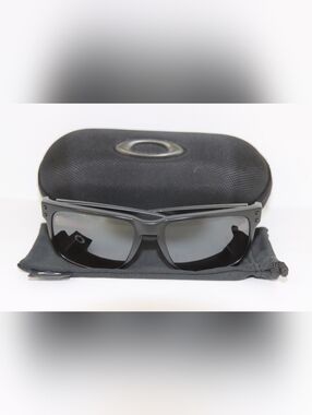 Oakley Holbrook Black Sunglasses with Hard Case